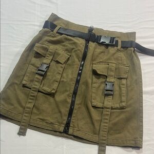 Cargo skirt size M